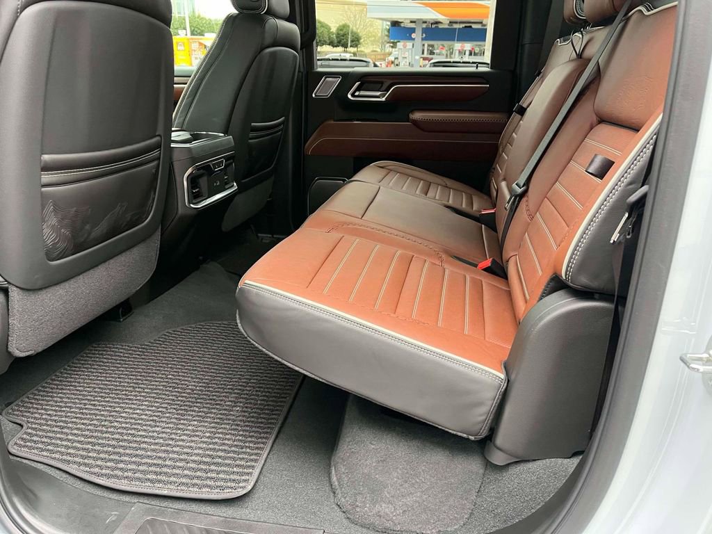 Certified 2026 GMC Sierra 2500 Denali Ultimate w/ Max Trailering Package image 16