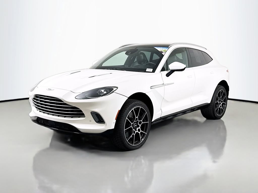 Used 2021 Aston Martin DBX image 3