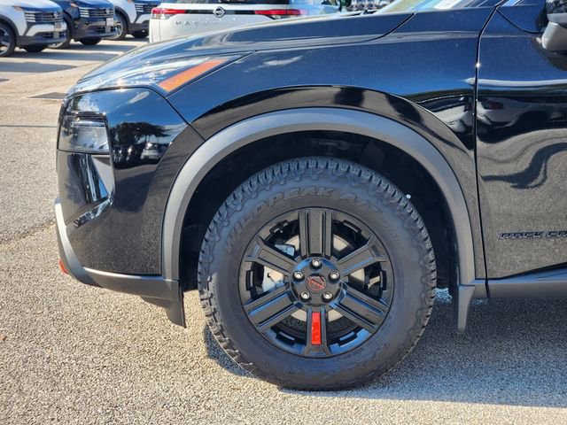 Certified 2025 Nissan Rogue SV AWD/4WD image 5