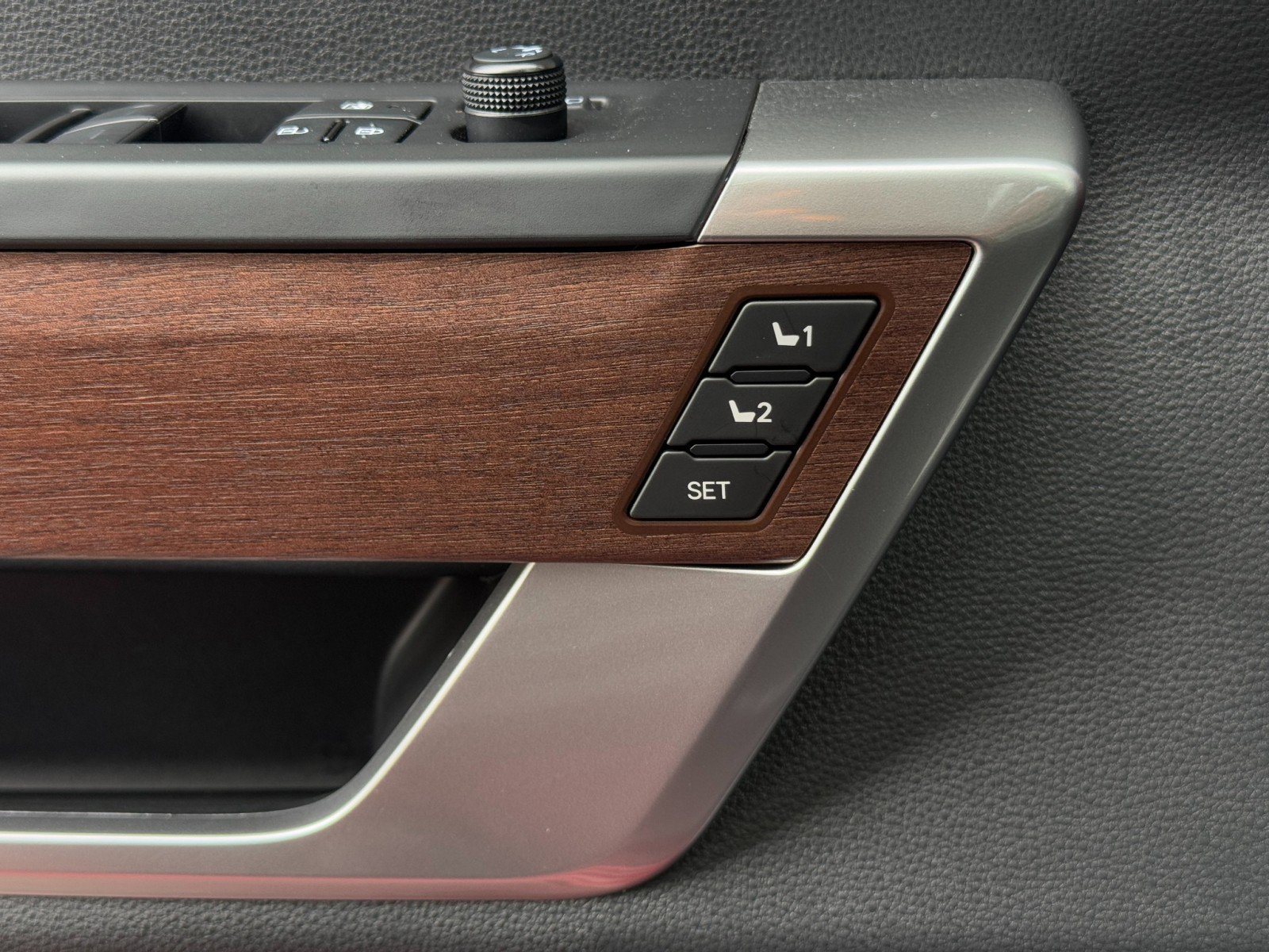 Used 2024 Toyota Sequoia Capstone image 19