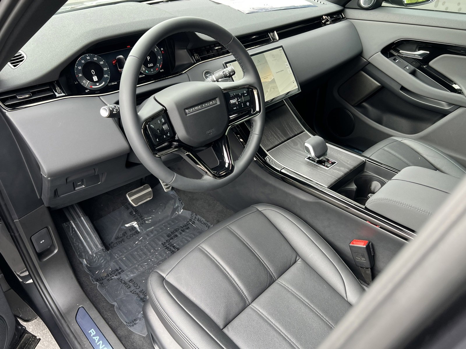 New 2025 Land Rover Range Rover Evoque Dynamic SE AWD/4WD image 20