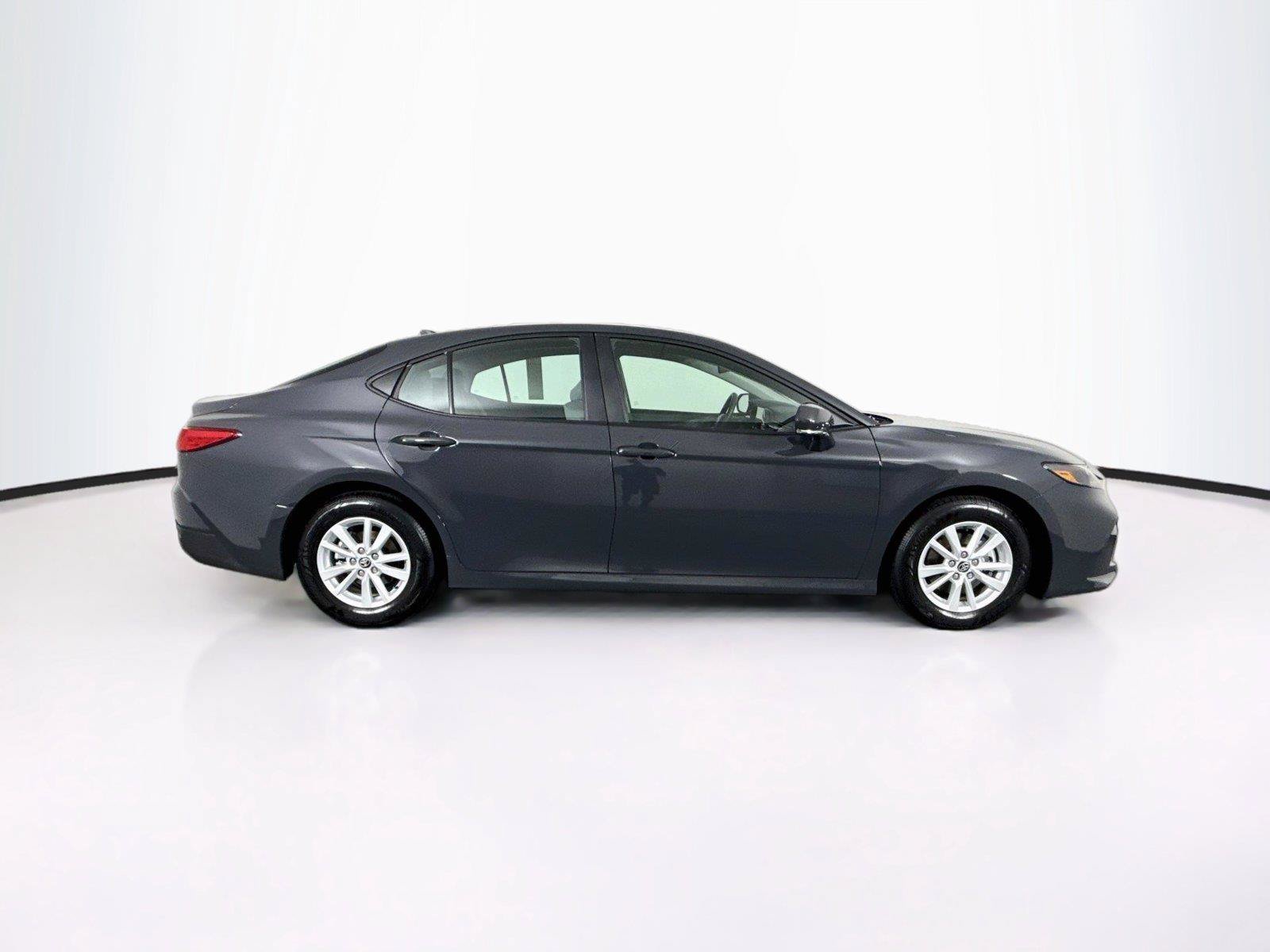 Used 2026 Toyota Camry LE FWD image 10