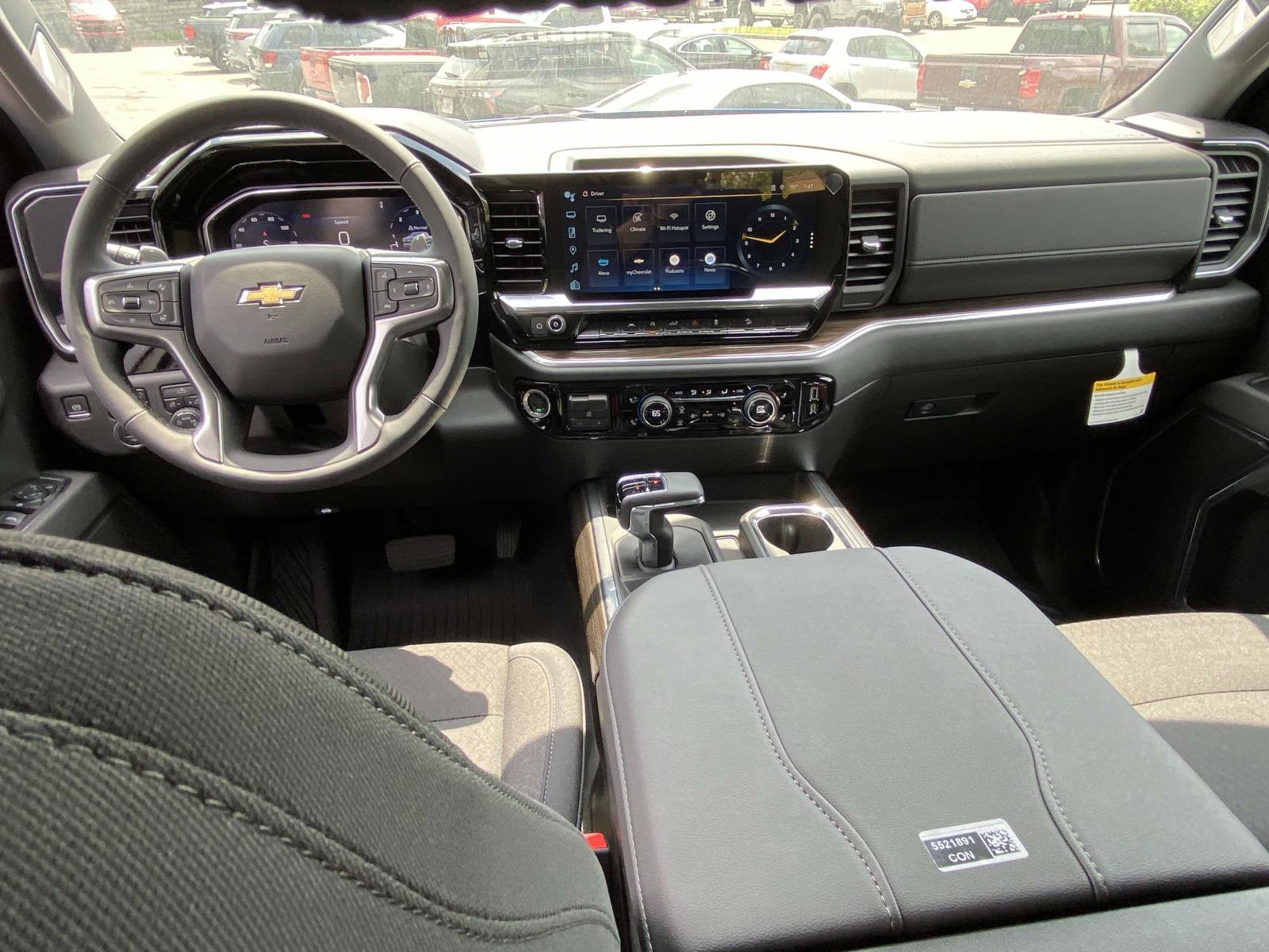 New 2025 Chevrolet Silverado 1500 LT image 10