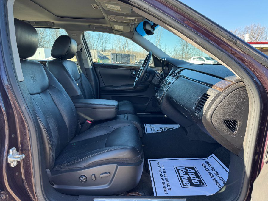 Used 2008 Cadillac DTS w/ Sun And Sound Package FWD image 18