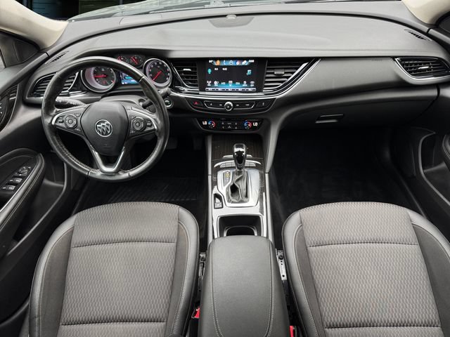 Used 2018 Buick Regal Preferred FWD image 10