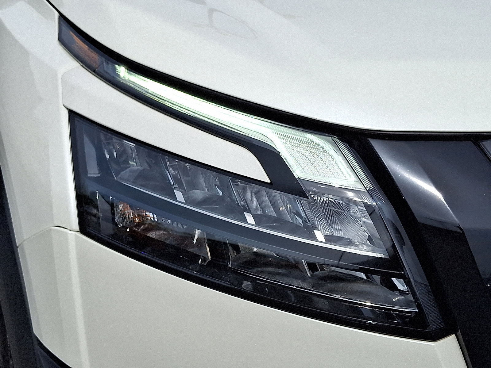 Certified 2023 Nissan Pathfinder Rock Creek image 11