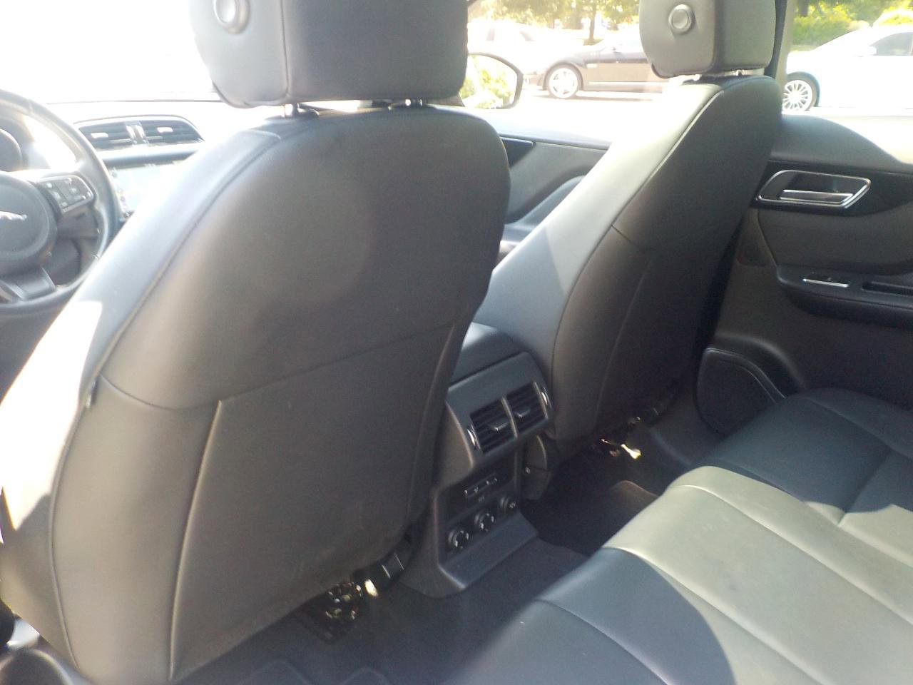 Used 2017 Jaguar F-PACE Premium AWD/4WD image 21