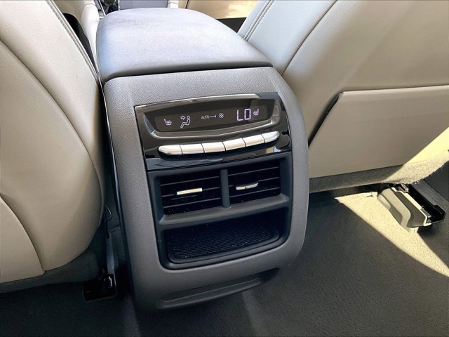 Used 2021 Cadillac XT5 Premium Luxury FWD image 25