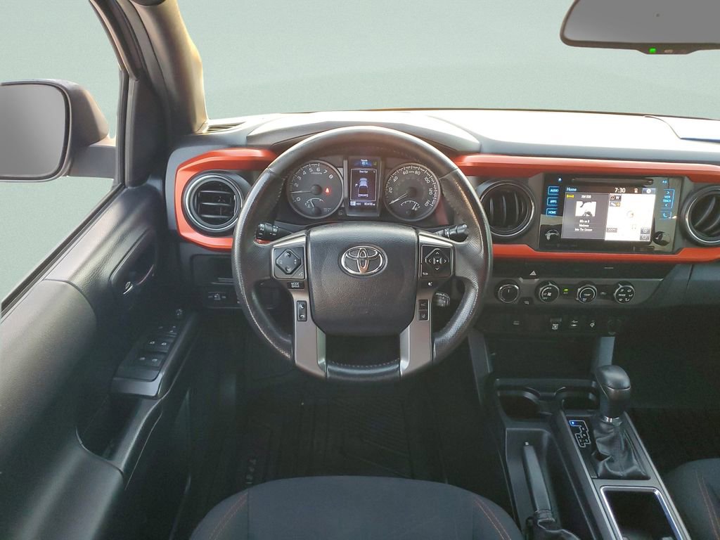 Used 2019 Toyota Tacoma TRD Off-Road image 16