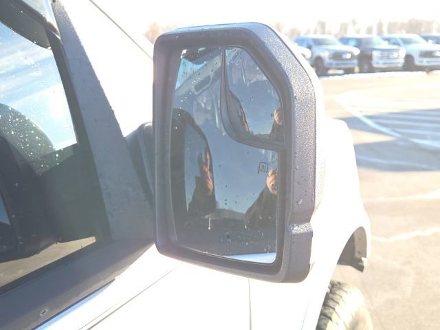 Used 2015 Ford F150 XLT w/ Equipment Group 302A Luxury image 4