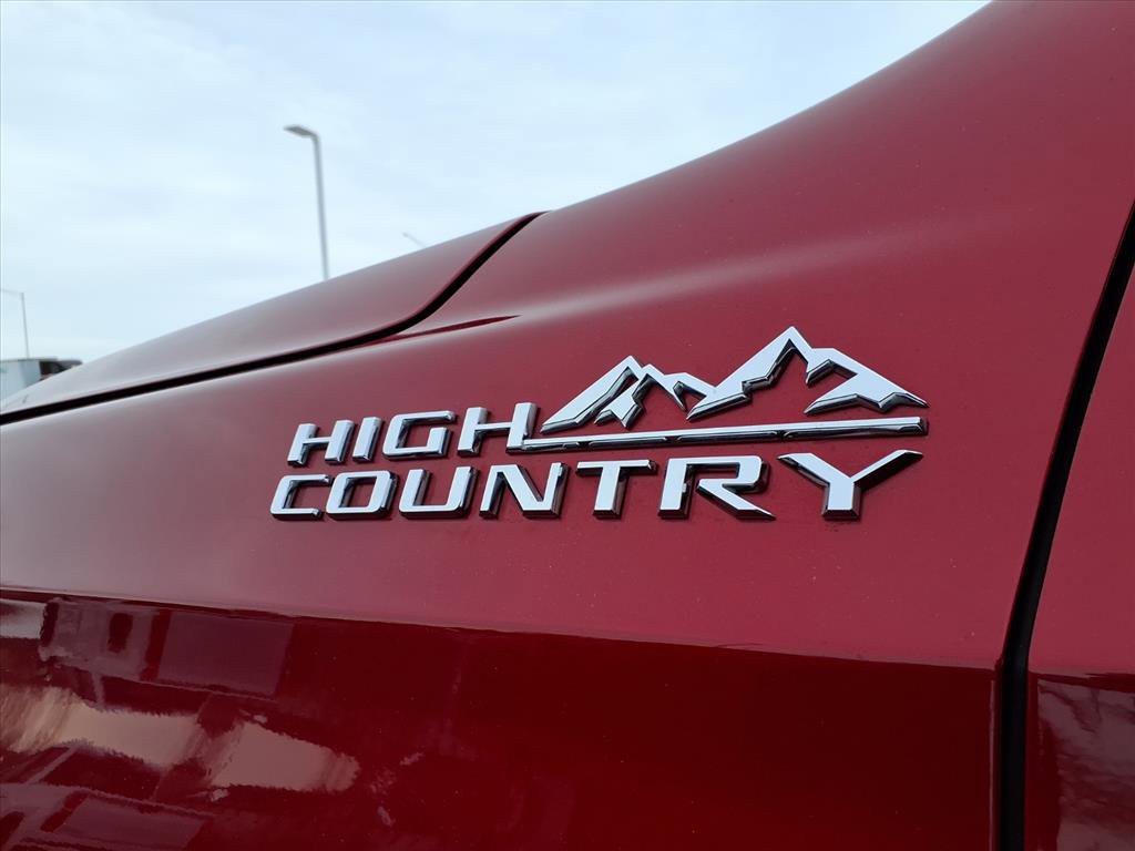 Used 2023 Chevrolet Tahoe High Country AWD/4WD image 39