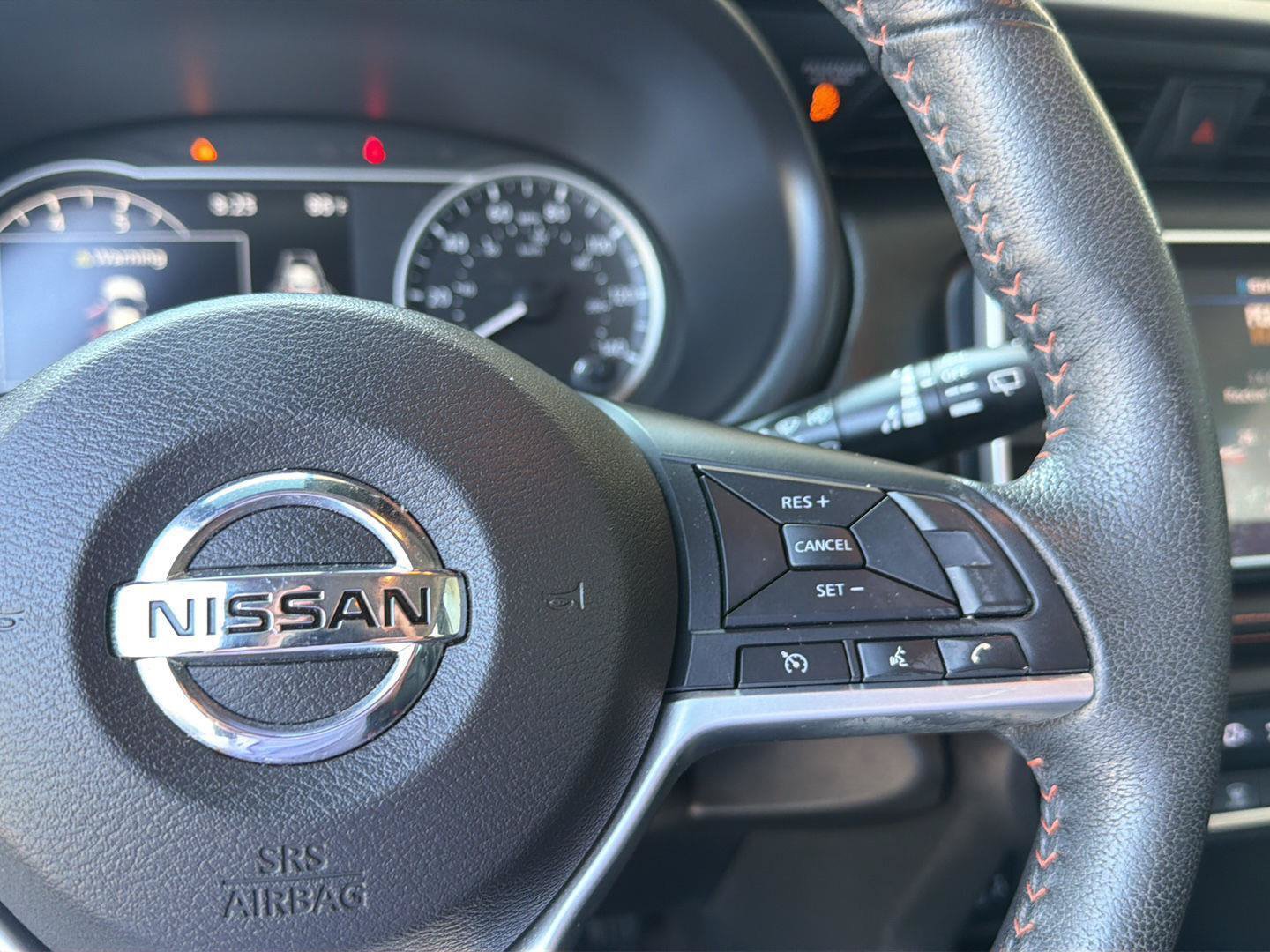 Used 2020 Nissan Kicks SR w/ SR Premium Package FWD image 21