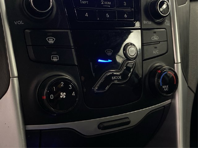 Used 2012 Hyundai Sonata GLS FWD image 29