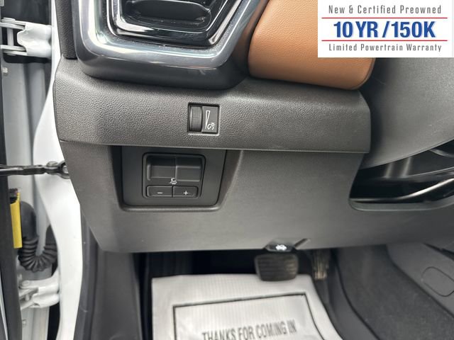 Used 2024 GMC Canyon AT4 w/ AT4 Premium Package image 19