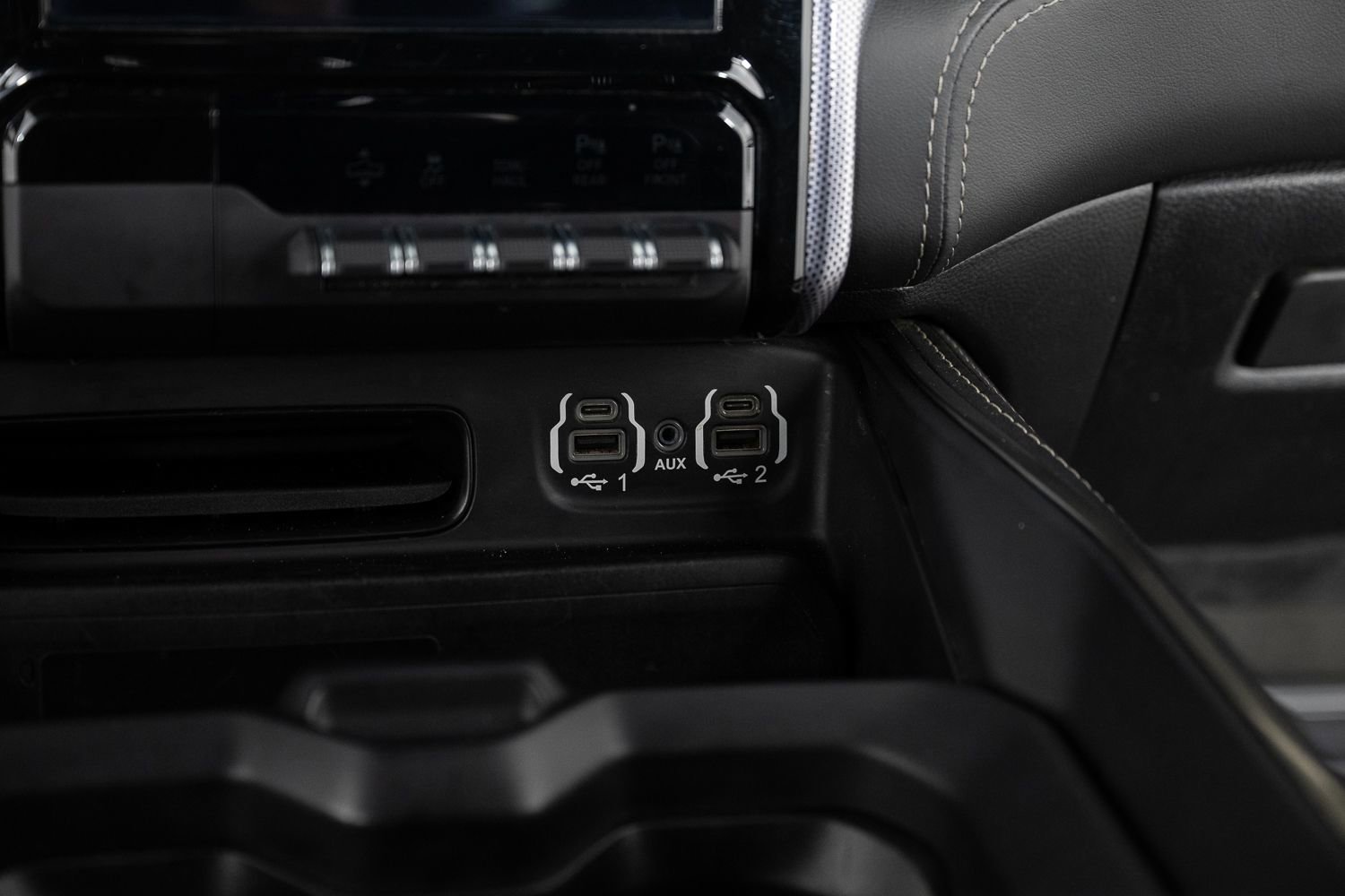 Used 2020 RAM 1500 Limited w/ Black Appearance Package image 40