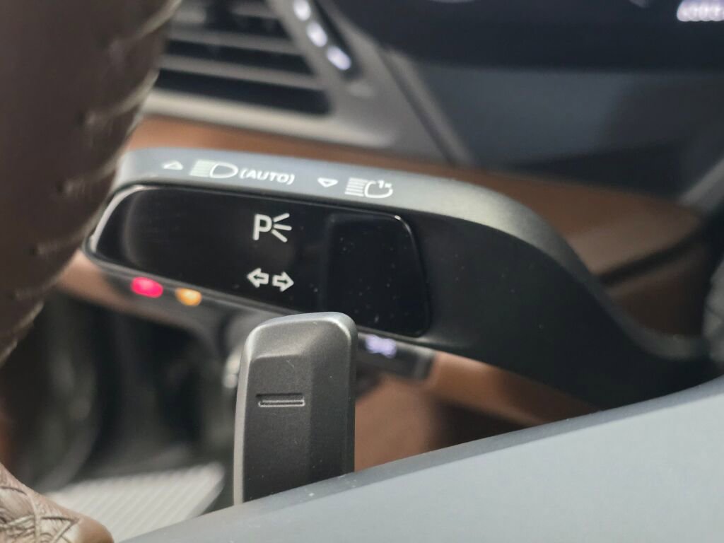 Certified 2022 Porsche 911 Turbo image 45