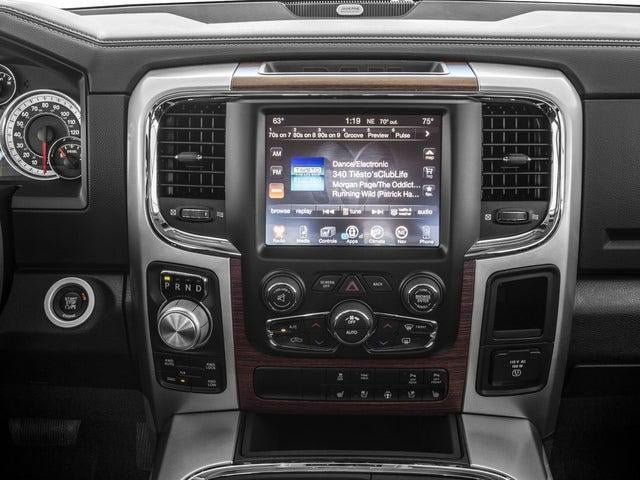 Used 2017 RAM 1500 Laramie w/ Convenience Group AWD/4WD image 10
