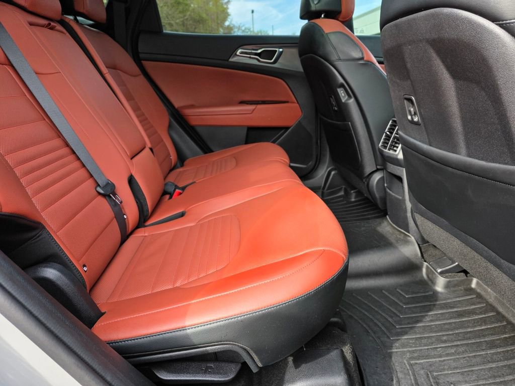 Used 2023 Kia Sportage SX image 17