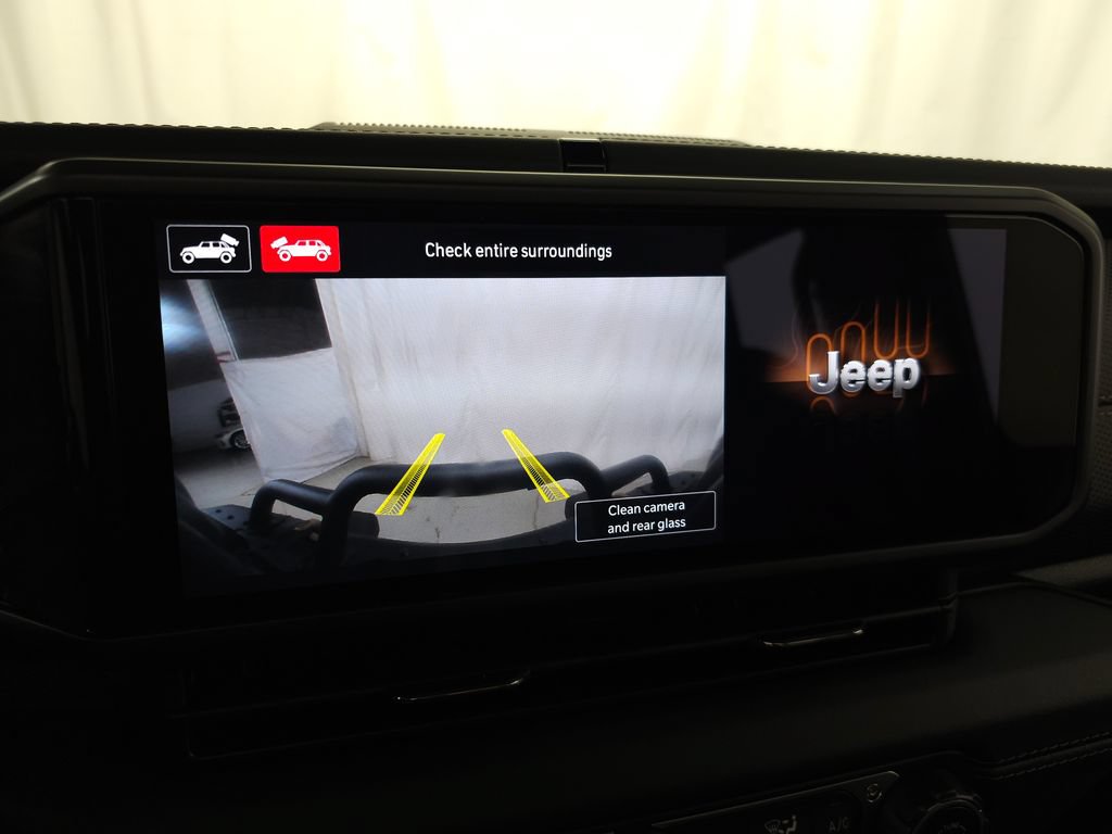 Used 2024 Jeep Wrangler Unlimited Rubicon 392 AWD/4WD image 29