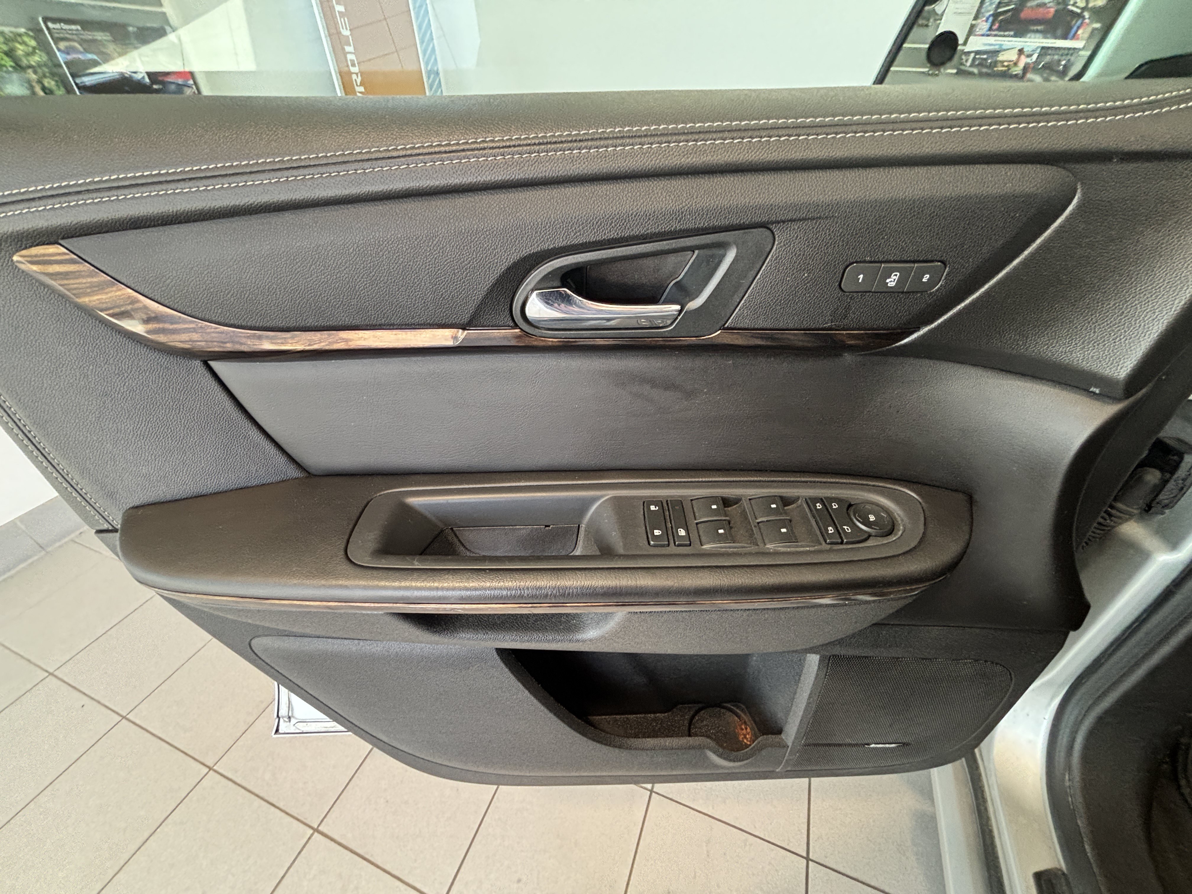 Used 2016 GMC Acadia Denali AWD/4WD image 10