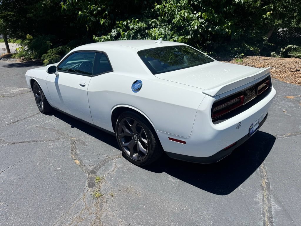 Used 2018 Dodge Challenger SXT Plus RWD image 3