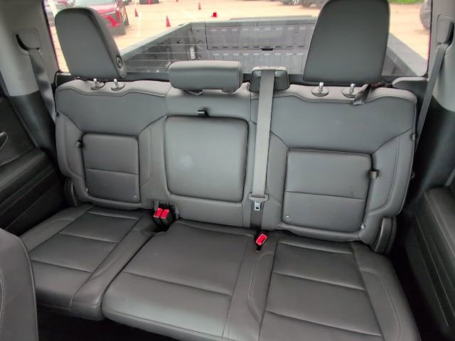 Used 2024 GMC Sierra 1500 SLT AWD/4WD image 8