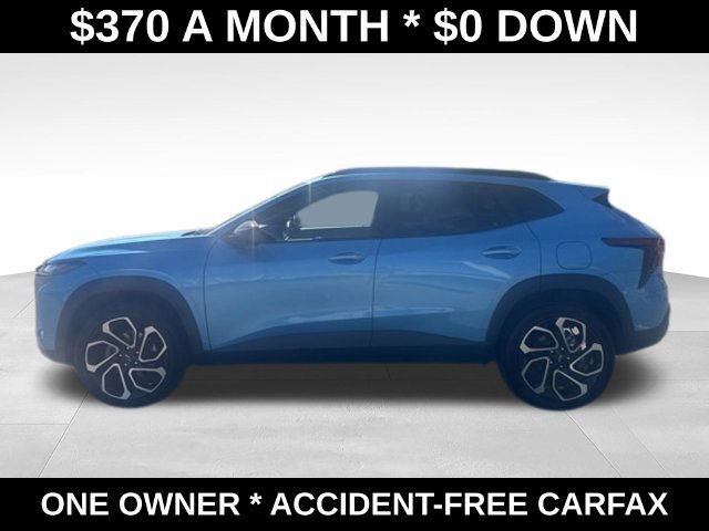 Used 2025 Chevrolet Trax RS w/ Driver Confidence Package FWD image 2