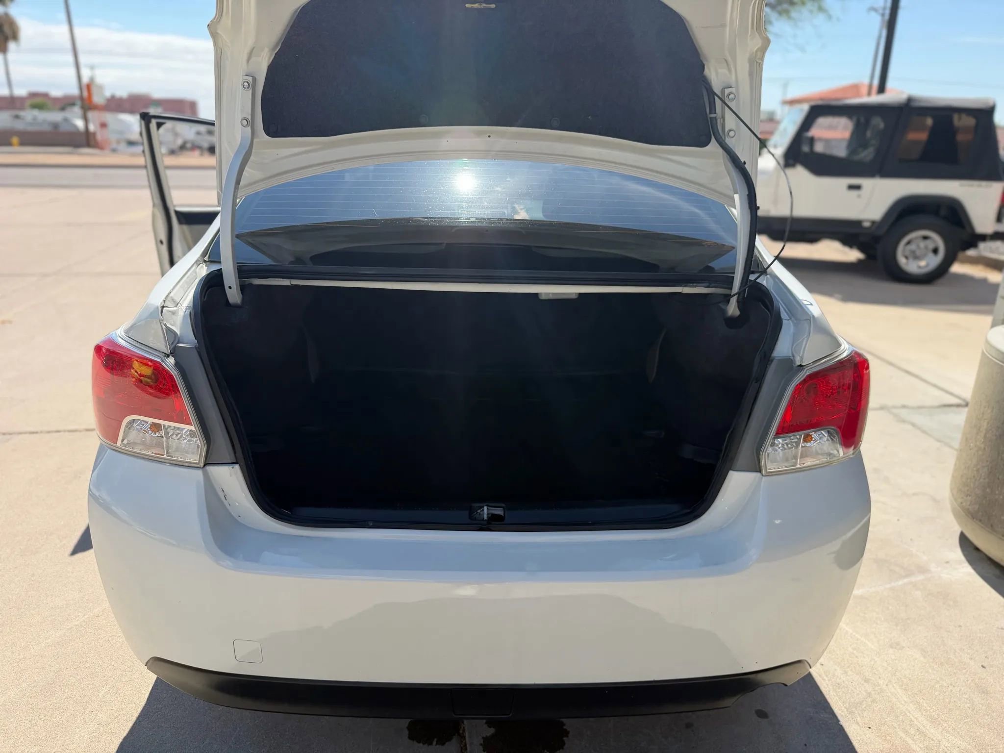 Used 2015 Subaru Impreza 2.0i Premium image 25