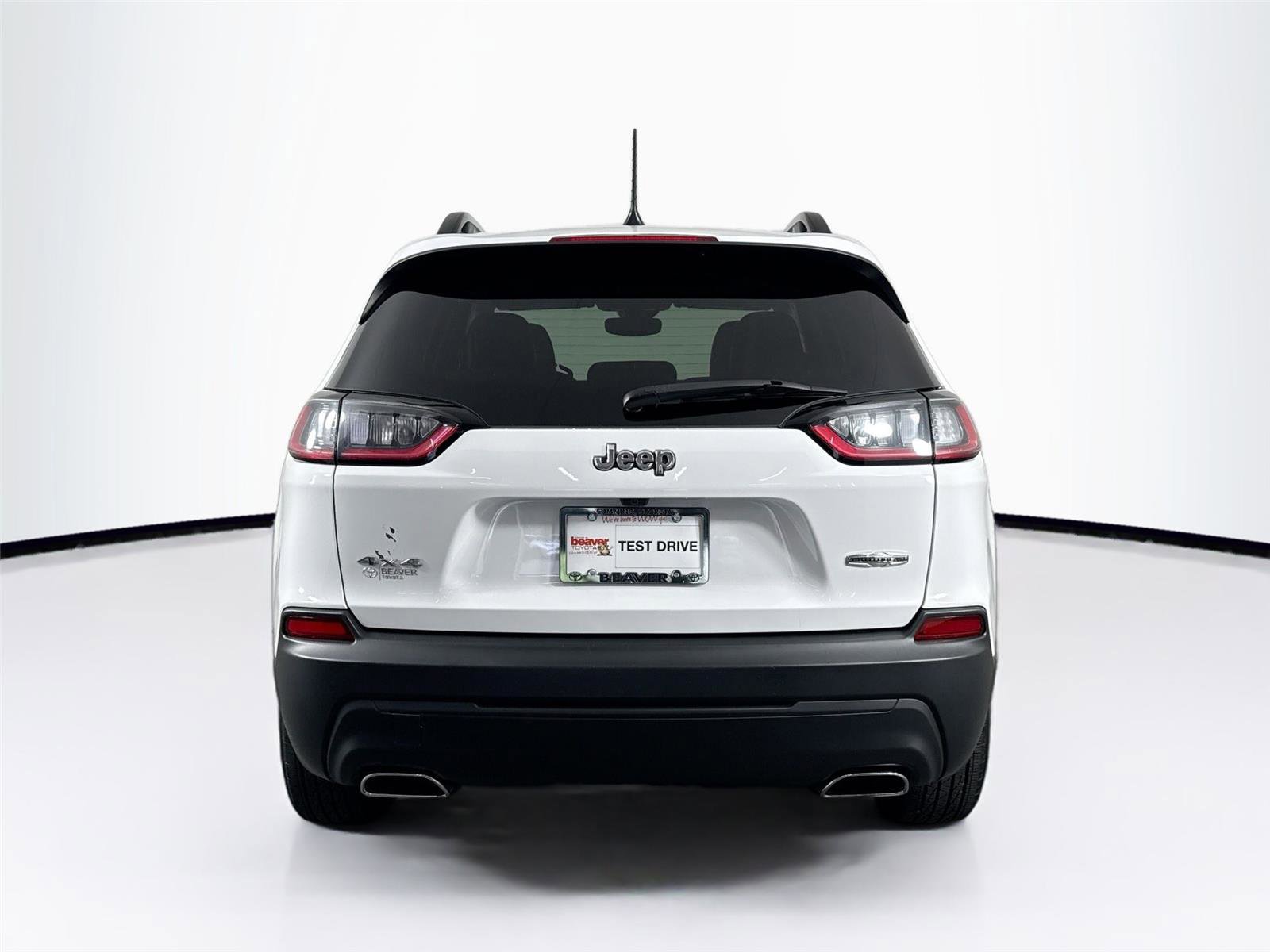 Used 2022 Jeep Cherokee Latitude Lux w/ Sun & Sound Group AWD/4WD image 10