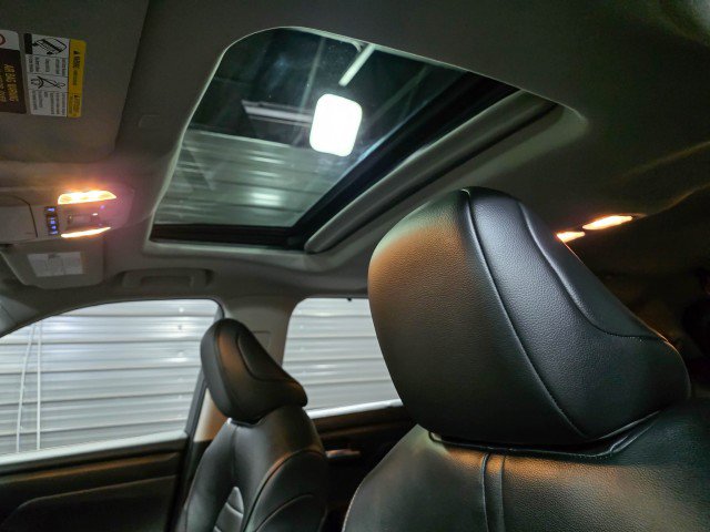 Used 2022 Toyota Highlander XLE image 19