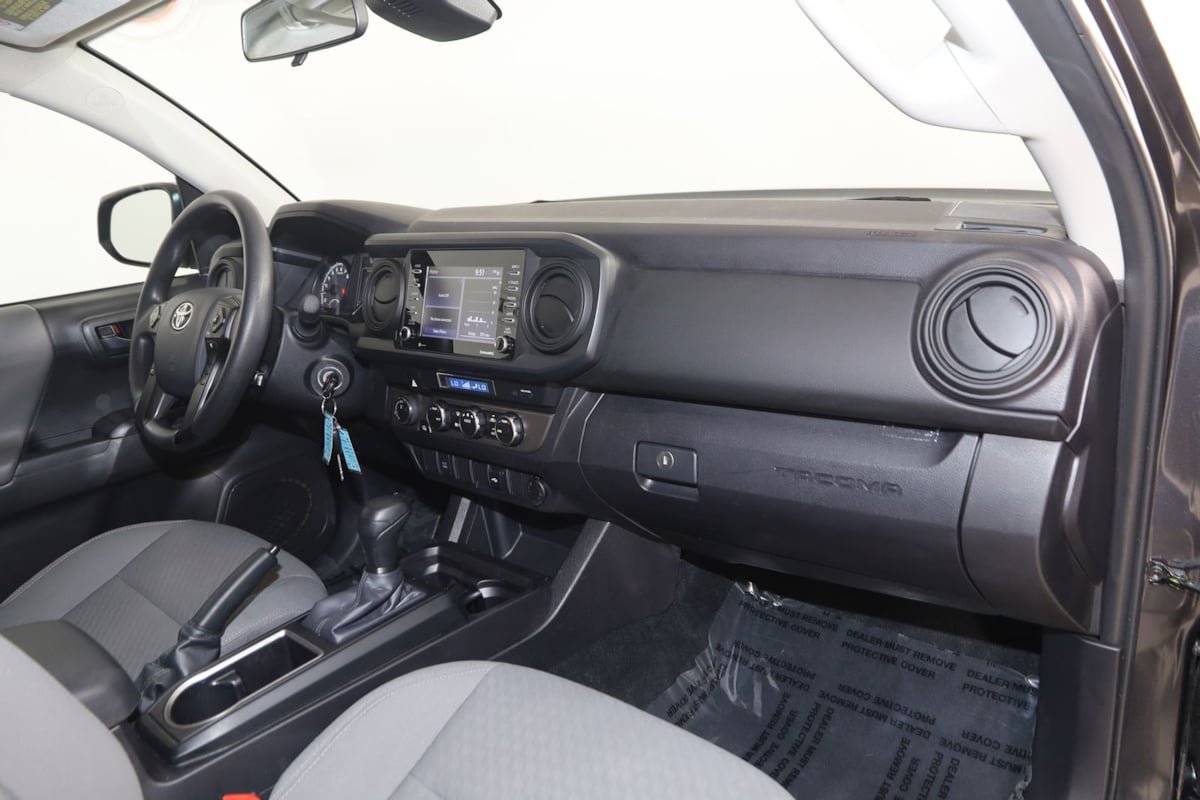 Used 2023 Toyota Tacoma SR AWD/4WD image 34