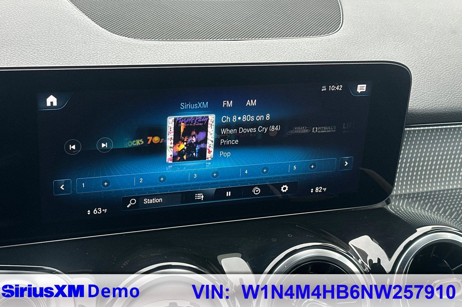 Certified 2022 Mercedes-Benz GLB 250 4MATIC image 28