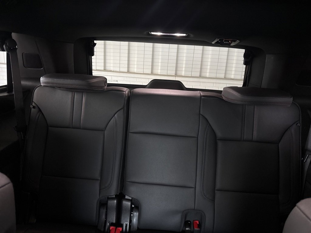 Used 2024 Chevrolet Tahoe RST w/ RST Performance Edition image 30