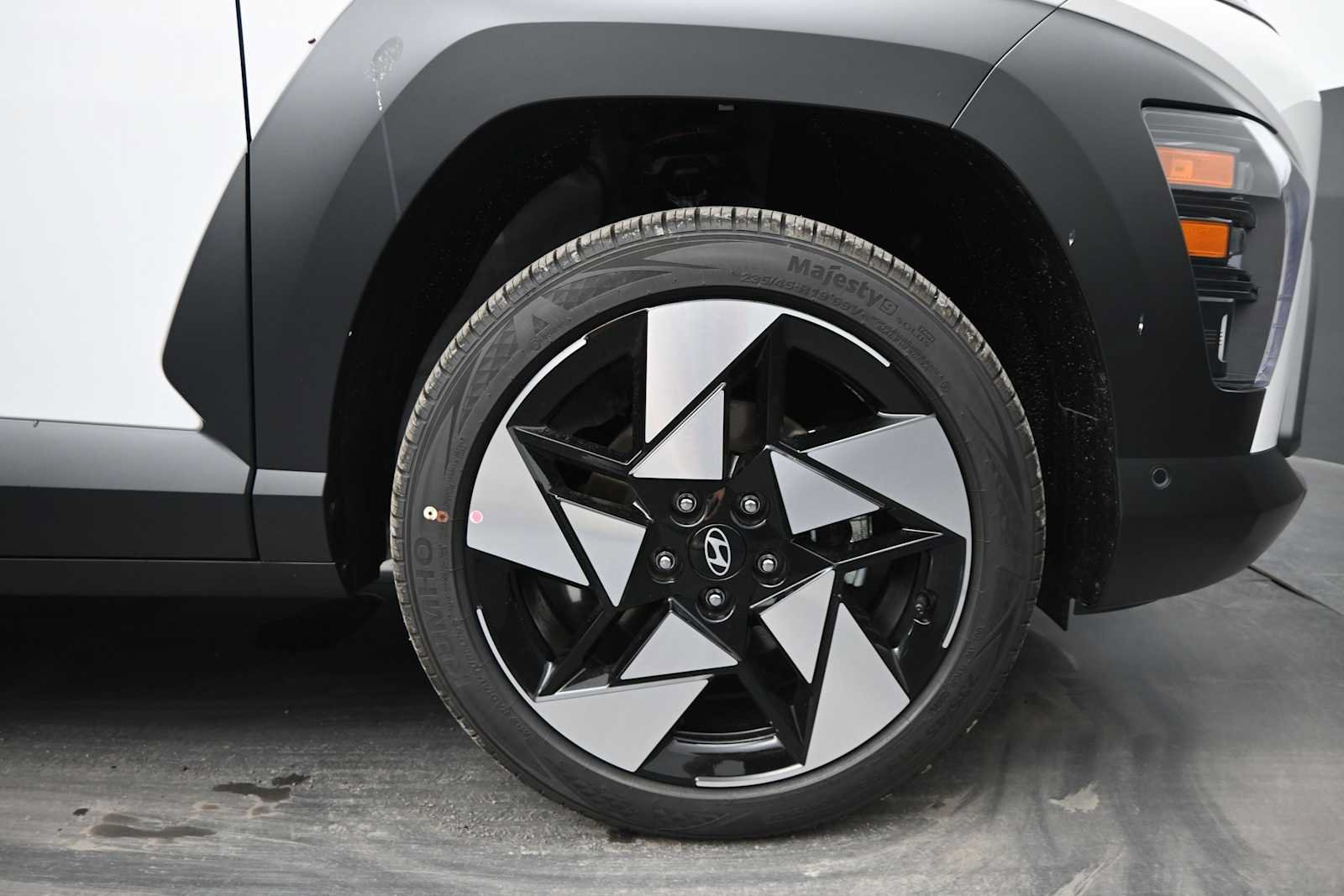 New 2026 Hyundai Kona Limited AWD/4WD image 9