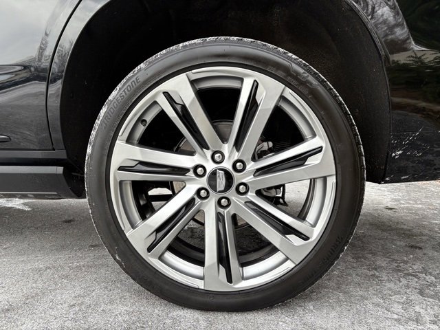 Used 2025 Cadillac Escalade Sport w/ Touring Package image 15