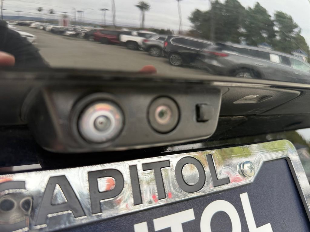 Used 2023 Cadillac Escalade Sport image 11