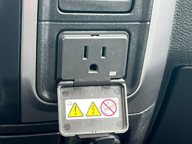 Used 2023 RAM 1500 Classic SLT w/ Protection Group image 26