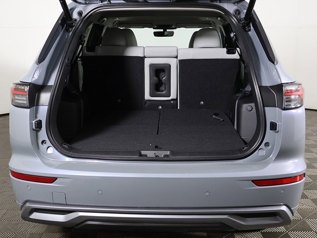 New 2025 Mitsubishi Outlander SEL image 21