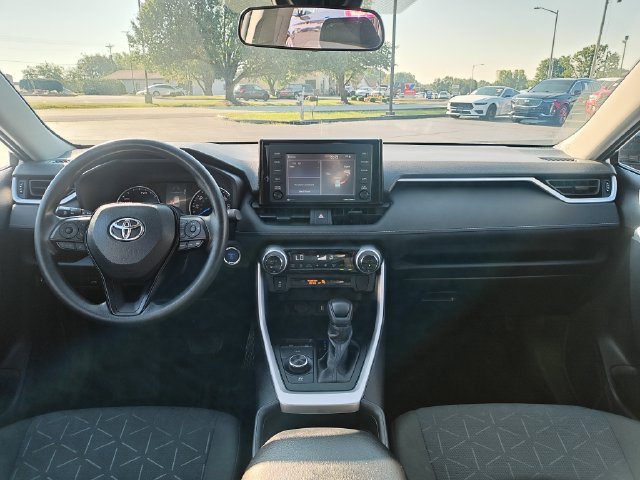 Used 2021 Toyota RAV4 XLE w/ Convenience Package AWD/4WD image 15