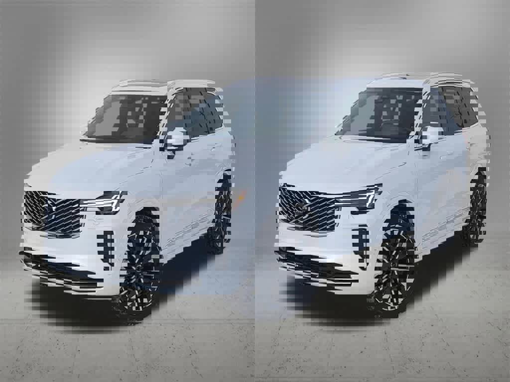 Certified 2026 Volvo XC90 B6 Plus w/ Protection Package Premier image 1