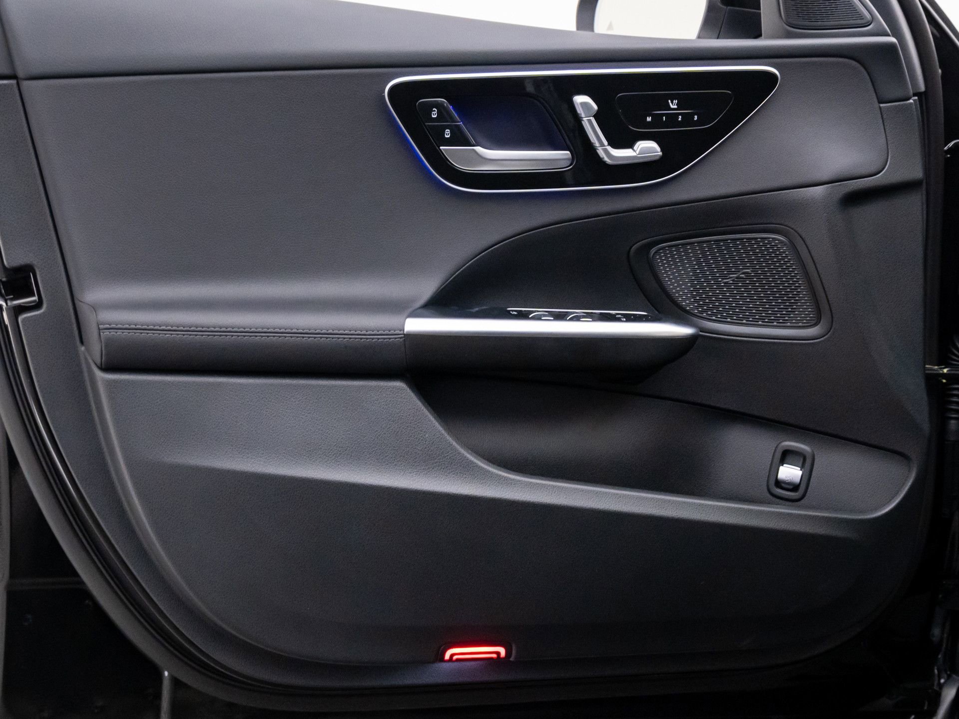 New 2026 Mercedes-Benz C 300 4MATIC Sedan image 15