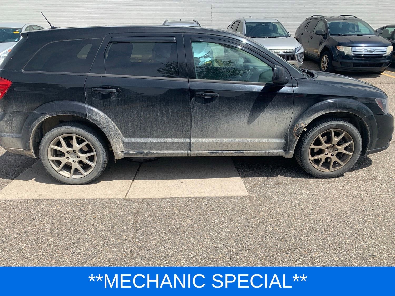 Used 2014 Dodge Journey R/T w/ Flexible Seating Group FWD image 4