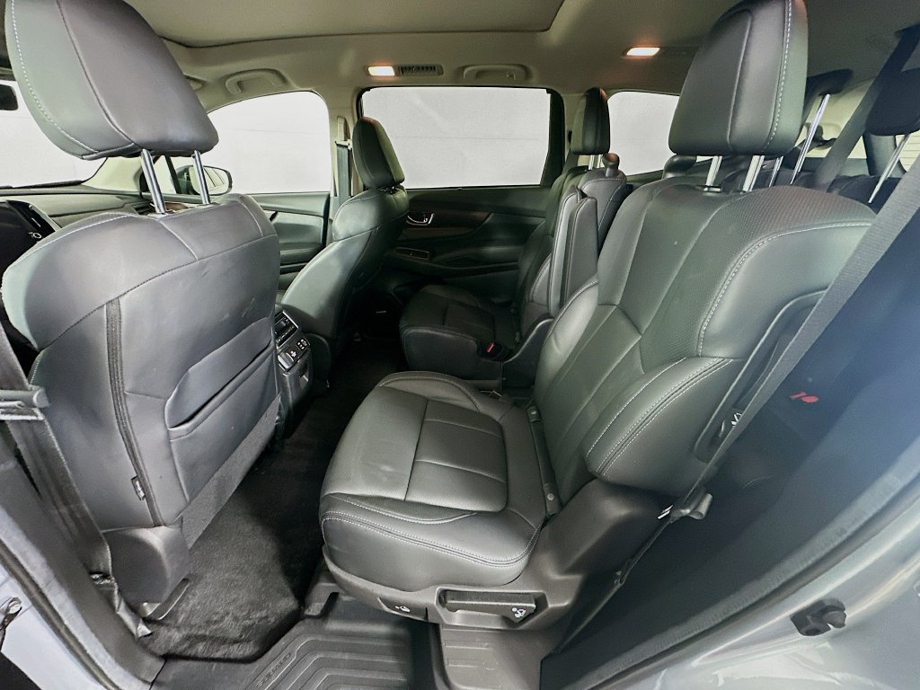 Used 2024 Subaru Ascent Touring AWD/4WD image 31