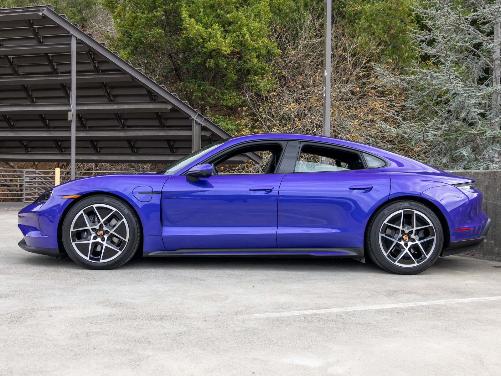 Certified 2025 Porsche Taycan AWD/4WD image 2
