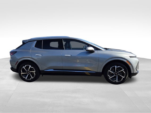 Certified 2024 Chevrolet Equinox EV LT FWD image 6