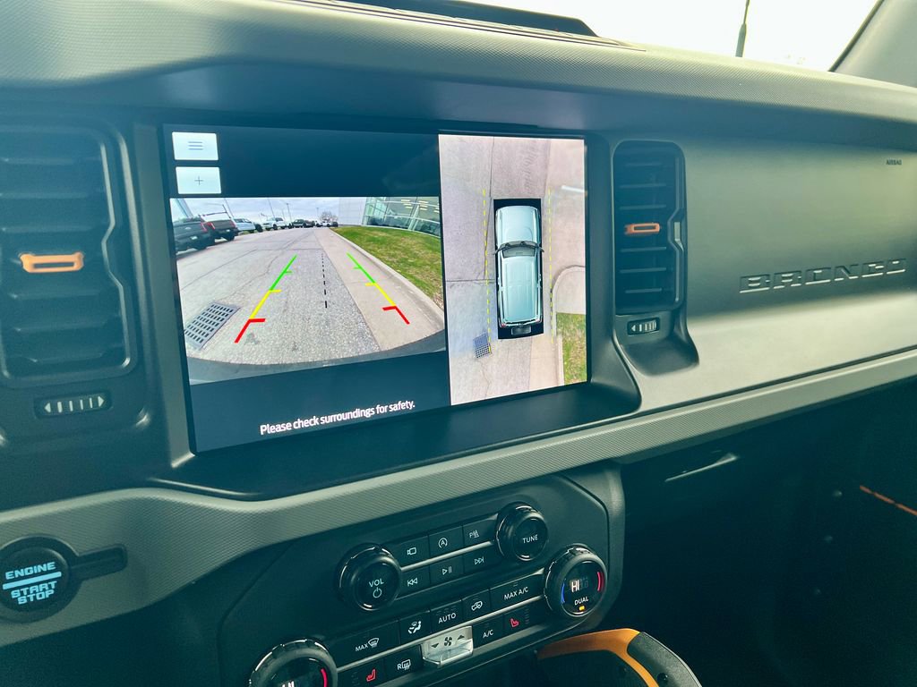 Used 2023 Ford Bronco Badlands w/ Sasquatch Package image 24