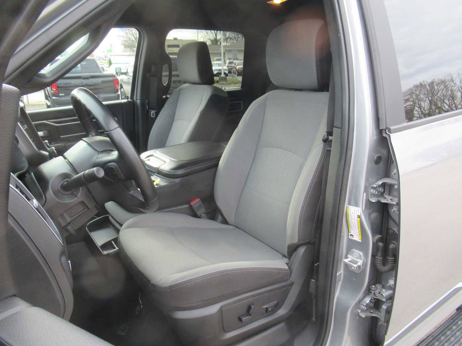 Used 2024 RAM 2500 Big Horn image 21