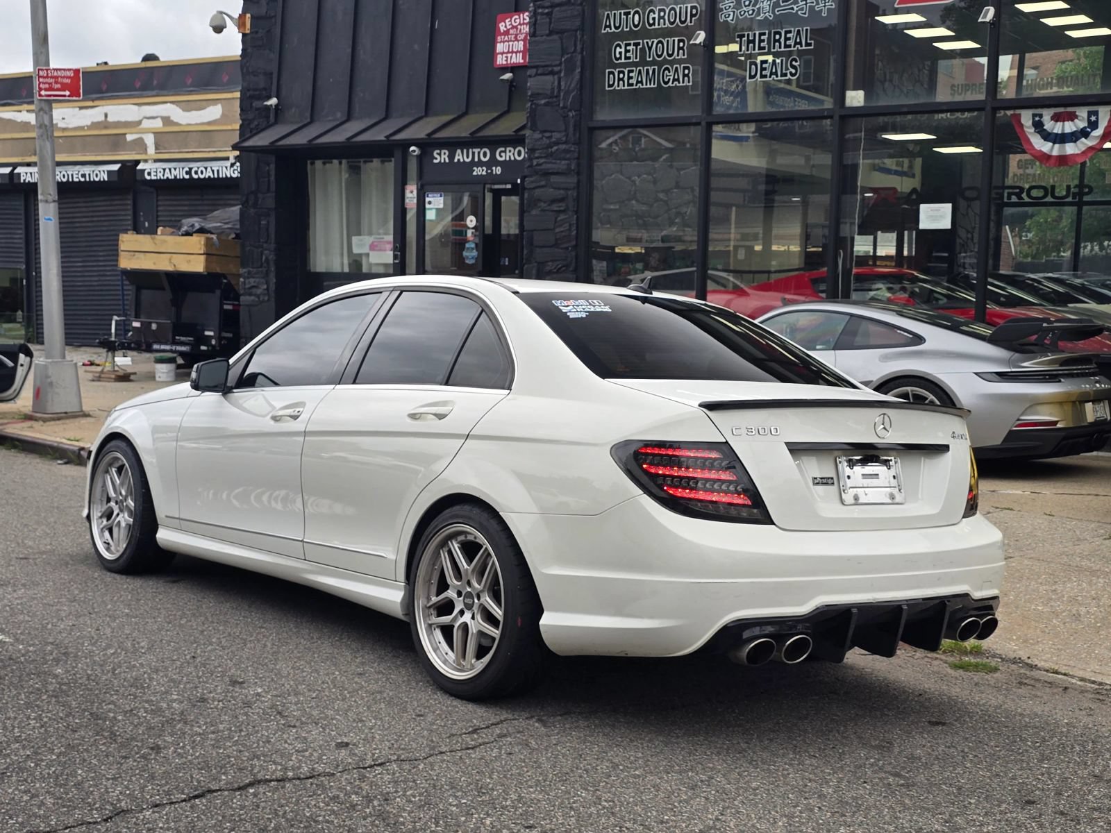 Used 2014 Mercedes-Benz C 300 4MATIC Sedan image 8