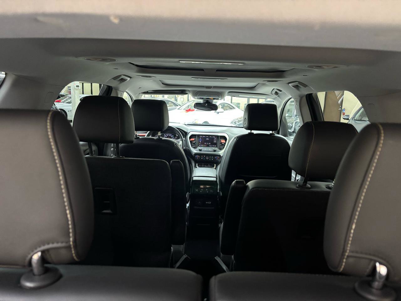 Used 2021 GMC Acadia SLT w/ Elevation Edition FWD image 10