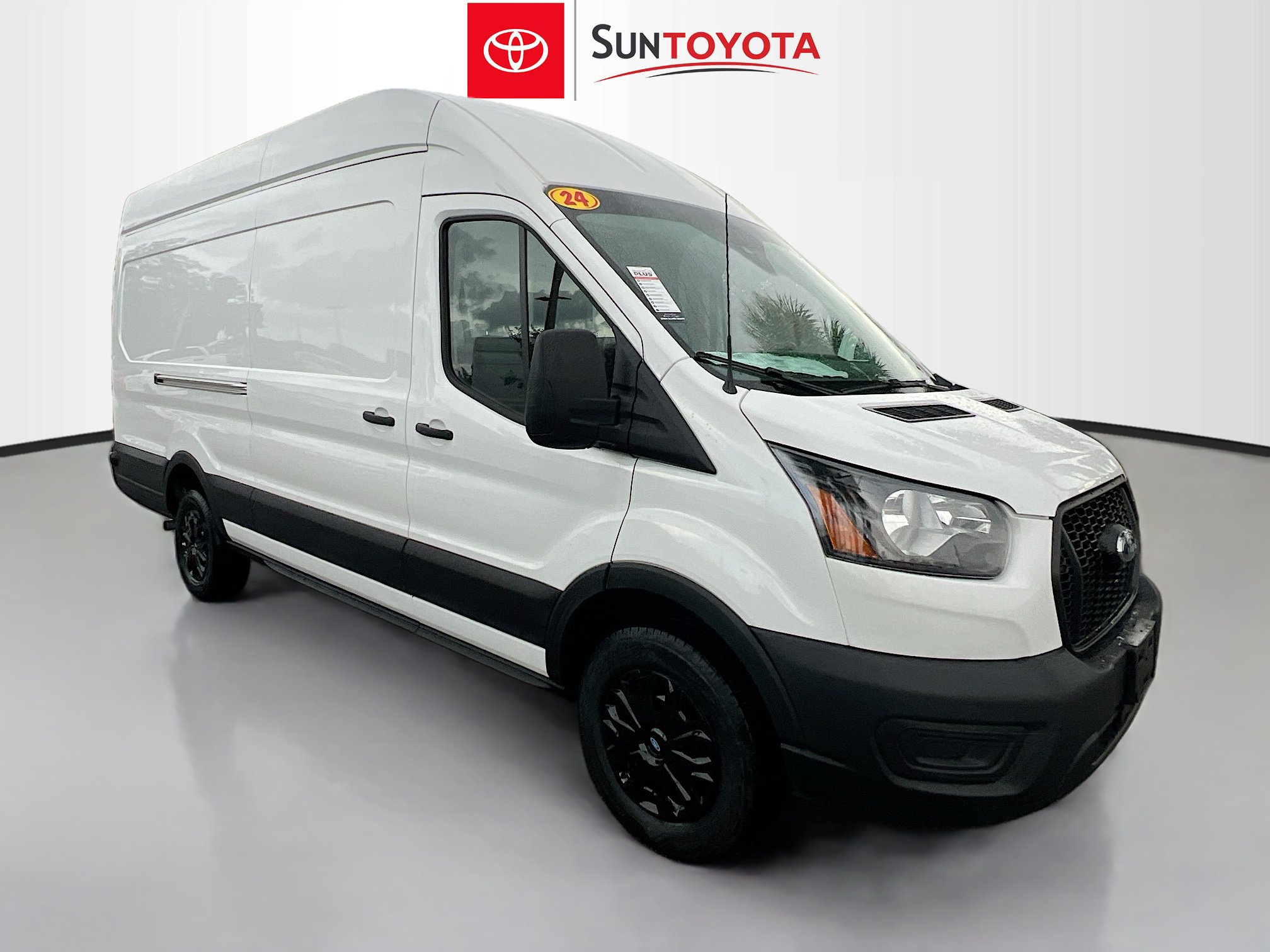 Used 2024 Ford Transit 250 148 High Roof Extended w/ Load Area Protection Package RWD image 1